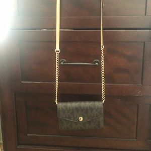 Micheal Kors lil purse